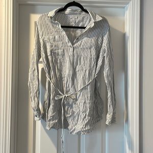 Liz Lange Maternity Blouse